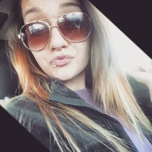 Meet your Posher, Savannah